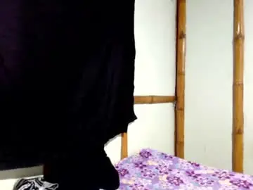 Chaturbate Best live sex cam show of miahells