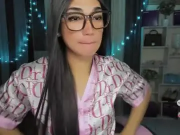 Chaturbate Live Sex Cam of pixiedoll_