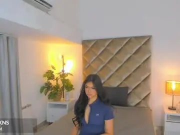 Chaturbate Live Porn of malaia_hills