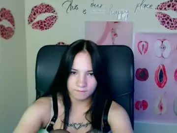Chaturbate Live Sex Cam of cutielady_