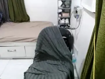 Chaturbate Live Sex Cam of cathy_lyn