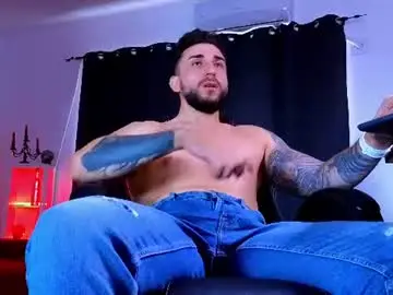 Chaturbate Best live sex cam show of mightyaaron
