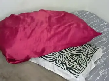 Chaturbate Free Porn Cam of brownfinegirl