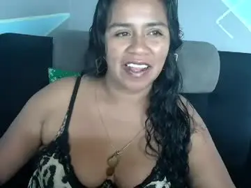 Chaturbate Watch Live Sex Cams of saggil_0385