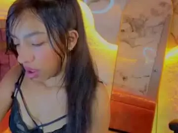 Chaturbate Sex Cam of adarasuri_v