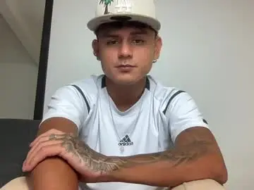 Chaturbate Live Porn of bob_pettersonn