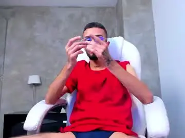 Chaturbate Live Porn of felipe_casttan