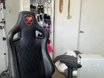 Chaturbate Live Sex Cam of brettmycles