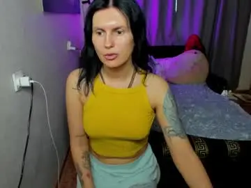 Chaturbate Live Porn of monica_elder