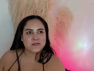 Chaturbate Sex Cam of bella_saint33