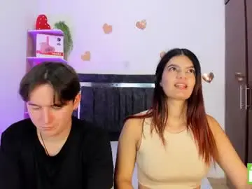Chaturbate Live Sex Cam of mariana_ronny