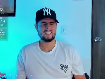 Chaturbate Watch Live Sex Cams of ryan_evannss_