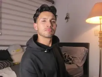 Chaturbate Best live sex cam show of leo_carteer