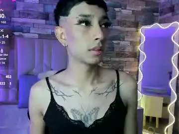 Chaturbate Live Sex Cam of cyrus_tay