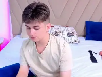Chaturbate Sex Cam of miless_cooper