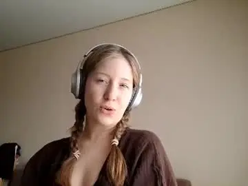 Chaturbate Live Sex Cam of marionpierce