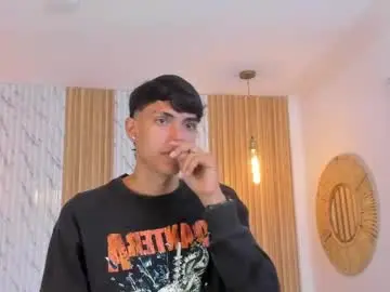 Chaturbate Live Sex Cam of myke_tucker