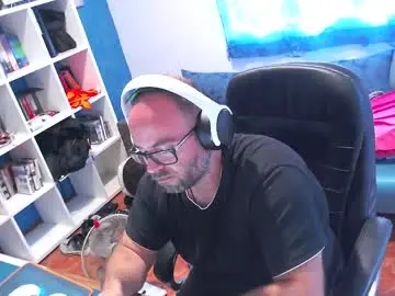 Chaturbate Free Live Porn of ravingr3d3