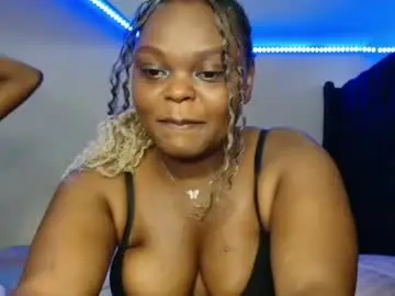 Chaturbate Live Sex Cam of rihannah_