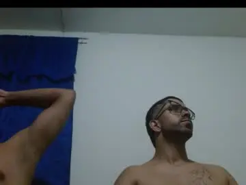 Chaturbate Adult Webcams of thehousedog