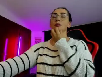 Chaturbate Nude Webcam of camila_bj