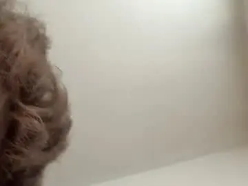 Chaturbate Live Sex Cam of smaiib0y