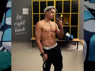 Chaturbate Best live sex cam show of brunocuttie94