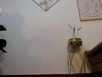 Chaturbate Watch Live Sex Cams of mom_xxx