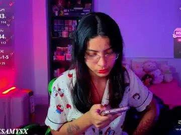 Chaturbate Live Sex of helia_n_amy