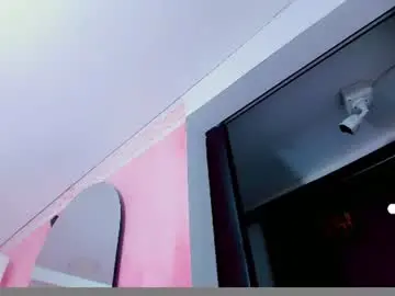 Chaturbate Sex Chat of valentina__ortiz
