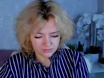 Chaturbate Adult Webcams of lunaa_bee