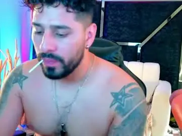 Chaturbate Private Sex Chat of ostin_big21
