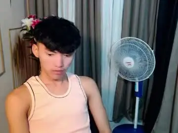 Chaturbate Free Live Porn of jemart_urnaughtboy