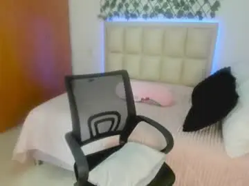 Chaturbate Watch Live Sex Cams of kyleesophia