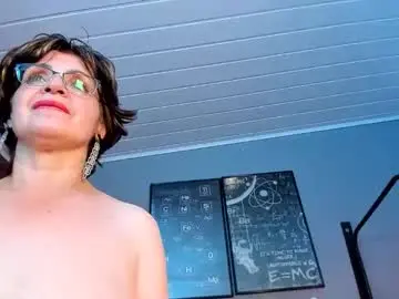 Chaturbate Free Live Porn of samantha_mature56