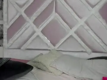Chaturbate Watch Live Sex Cams of holly_rose69
