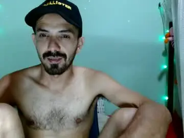 Chaturbate Live Sex Cam of tomas_gerauld