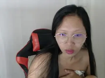 Chaturbate Live Sex Cam of lovely_pinayxxx