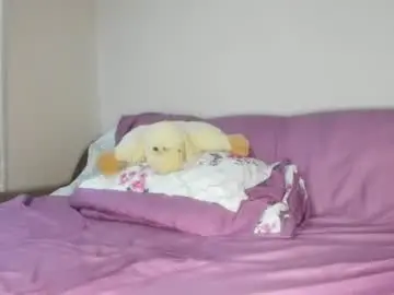 Chaturbate Watch Live Sex Cams of issabelle_69