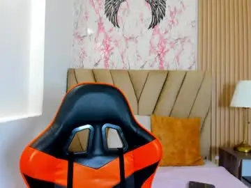 Chaturbate Watch Live Sex Cams of thais_kim