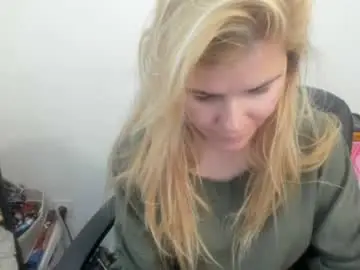 Chaturbate Best live sex cam show of artsyandcraftsy_