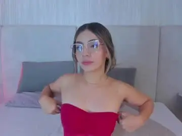 Chaturbate Live Sex Cam of emily_golden_
