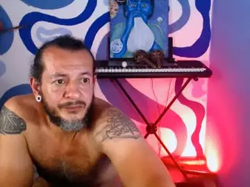 Chaturbate Live Sex Cam of eva_brooks1