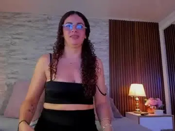 Chaturbate Adult Video Chat of zoehiltonx