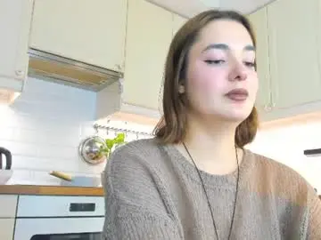 Chaturbate Adult Video Chat of liyaflyhigh