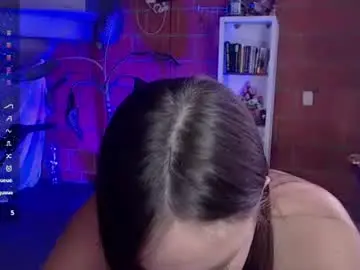 Chaturbate Live Sex Cam of valery_moon19
