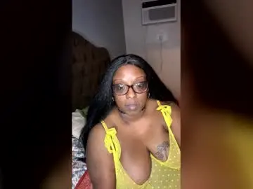 Chaturbate Private Sex Chat of julhmaple777