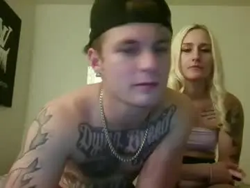 Chaturbate Live Sex Cam of tattedblondec4