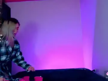 Chaturbate Sex Cam of saradiazxxx