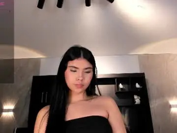 Chaturbate Free Porn Cam of mialaurence_